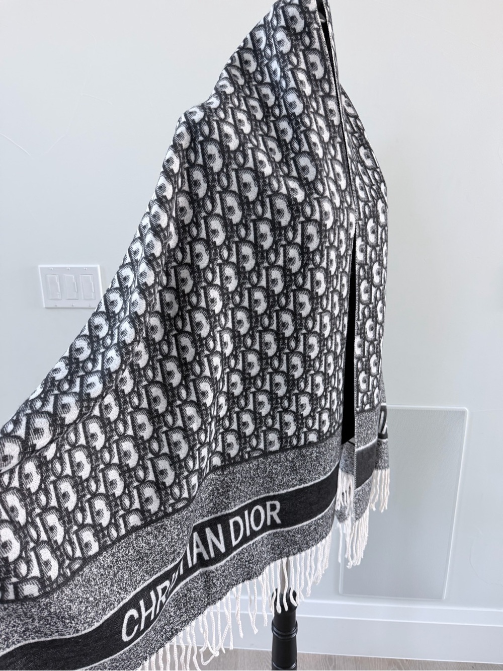 Dior Gray & White Logo Fringe Shawl - Picture 3 of 9